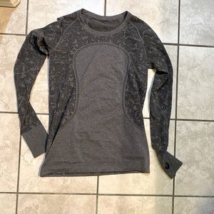Lululemon swiftly LS